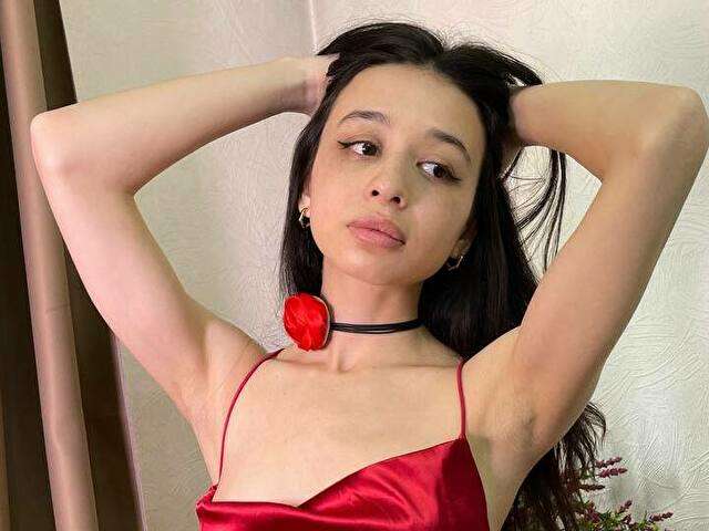 go to chat with ImHarly