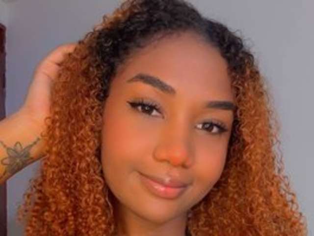 go to chat with ImaniOkoye