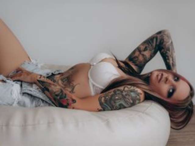 go to chat with InesModel