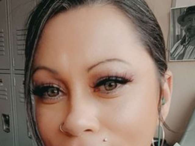go to chat with InkedGoddess2213