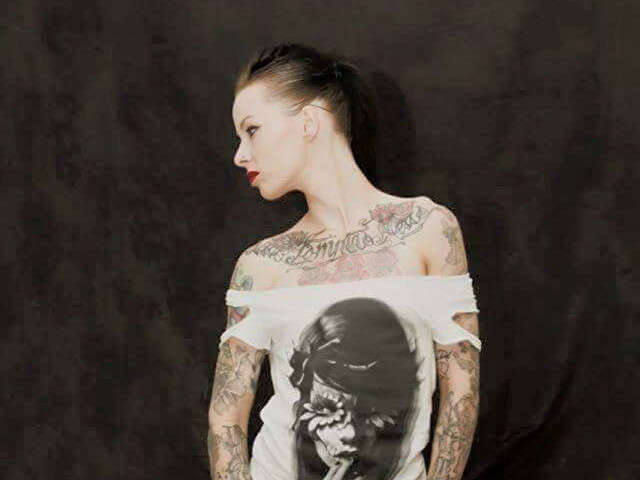 go to chat with Inkedpussy