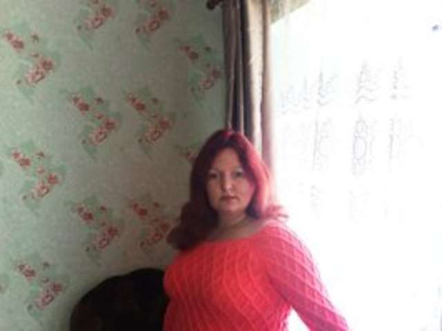 go to chat with IrichaGold283