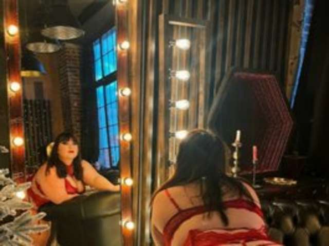 go to chat with Irinka-Mandarinka