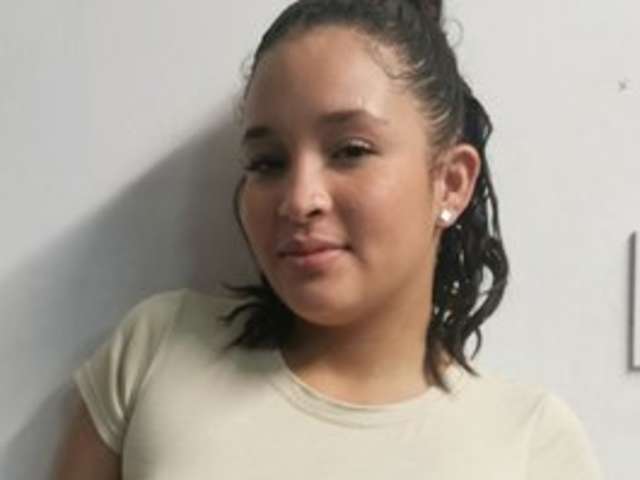 go to chat with IsaWilliams