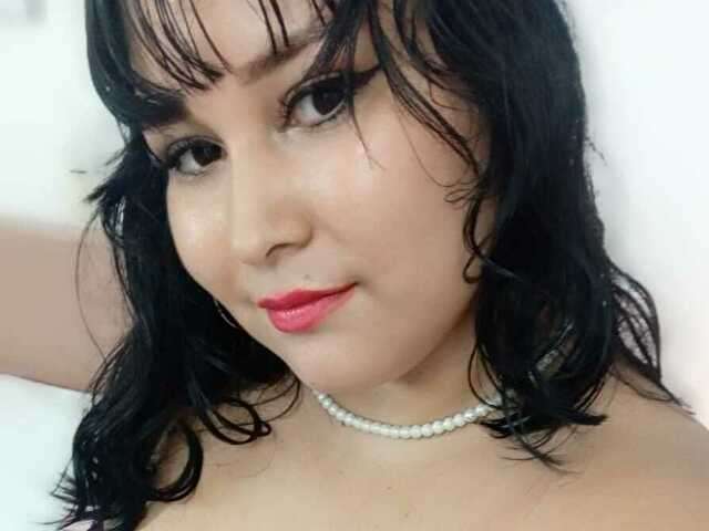 go to chat with IsisBelle