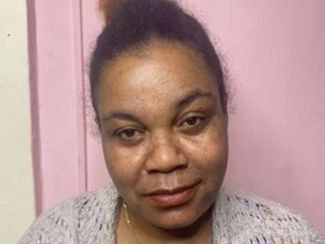 go to chat with JELLA1
