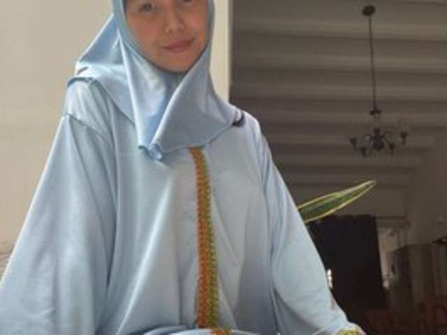 go to chat with Jalila-Fadel