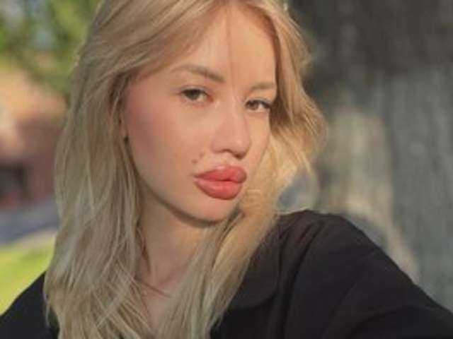 go to chat with Jane-sensitive