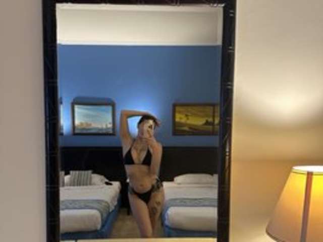 JANICEMOON amateur webcam photo