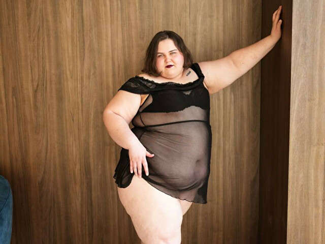 go to chat with JanieBBW