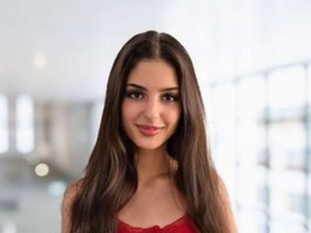 go to chat with JenniferDesire