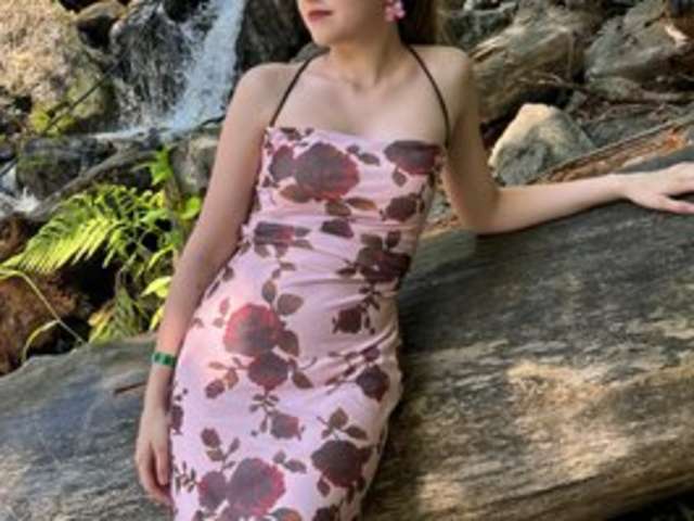 go to chat with Jenny-Yours