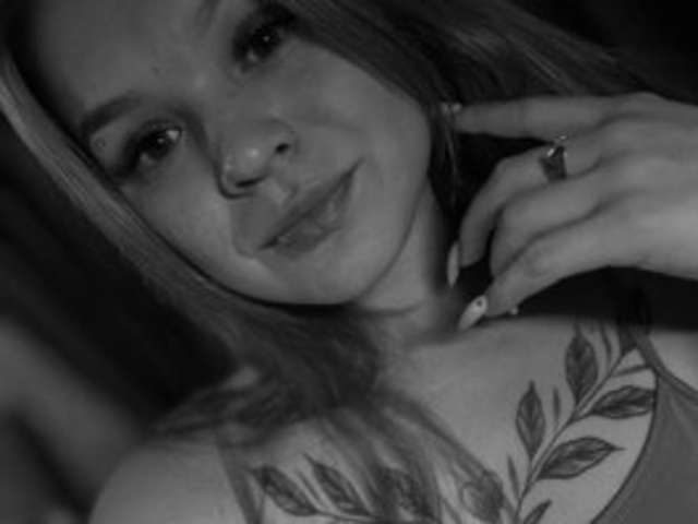 go to chat with Jerry-Hall