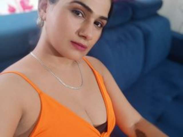 go to chat with Jesmin02