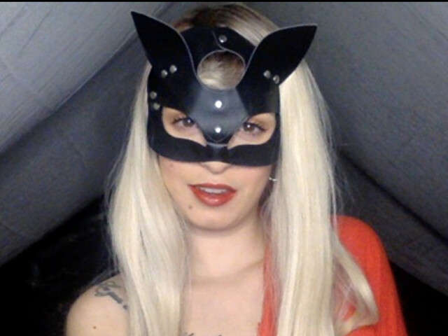 go to chat with Jess28
