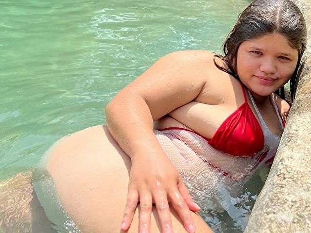 go to chat with JessyLovely