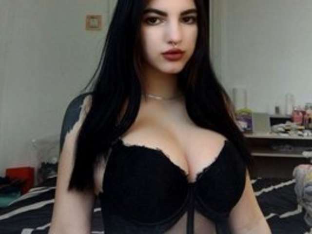 go to chat with JoannieSweetser