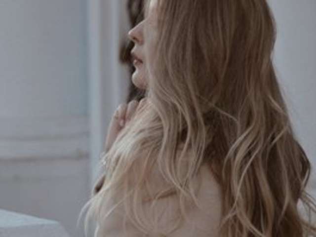 go to chat with JuliaCelsa