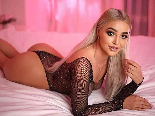 go to chat with JuliaDESIRE