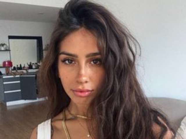 go to chat with JuliaMendes