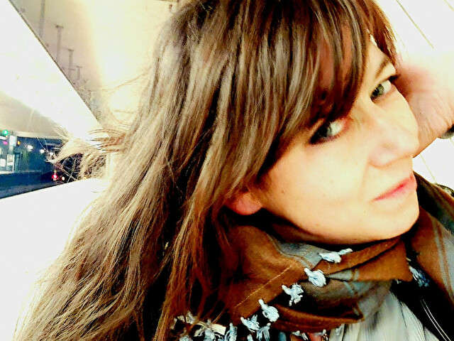 go to chat with Juliade