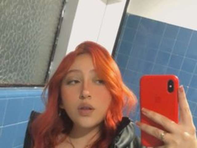 go to chat with Julieta-caceres2