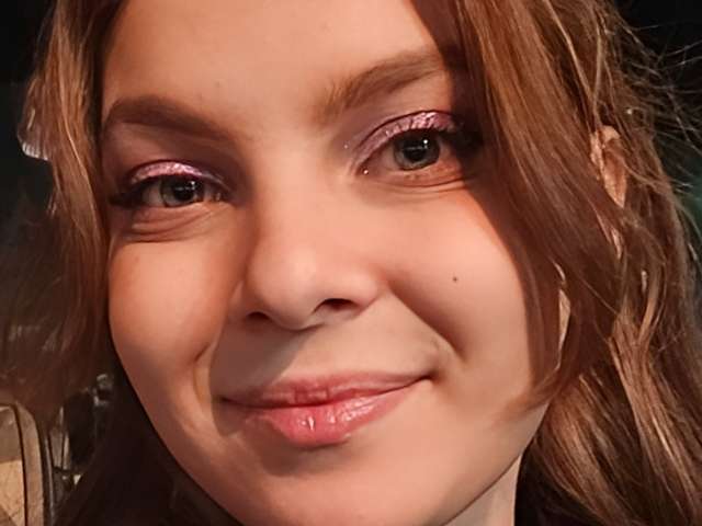 go to chat with KITTYKATKAT