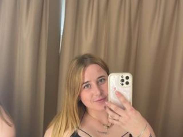 go to chat with KailaVoss