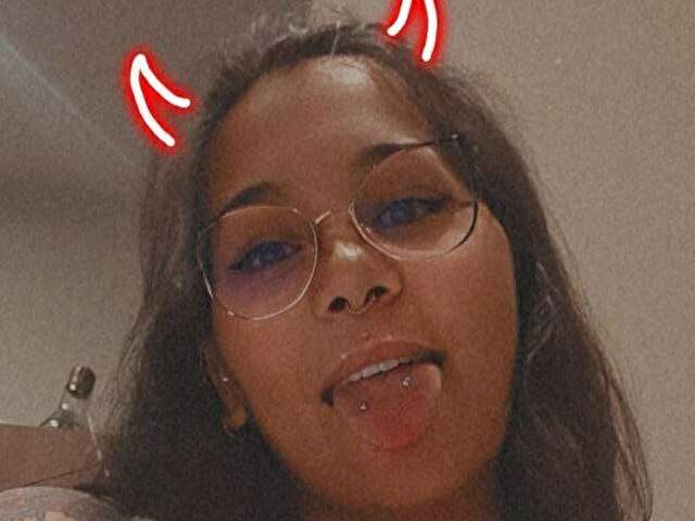 go to chat with Kaiya