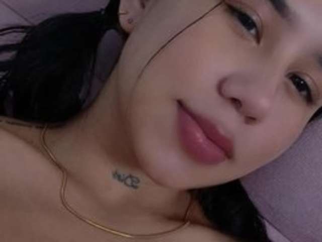 go to chat with Karinaa