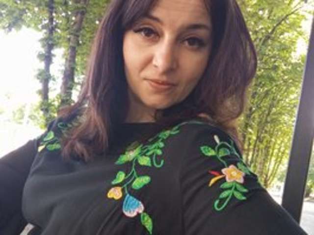 go to chat with Karinasky