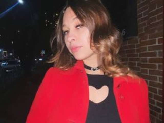 KAROL-LOVELY amateur webcam photo
