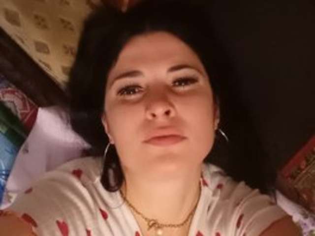 go to chat with Karolina33