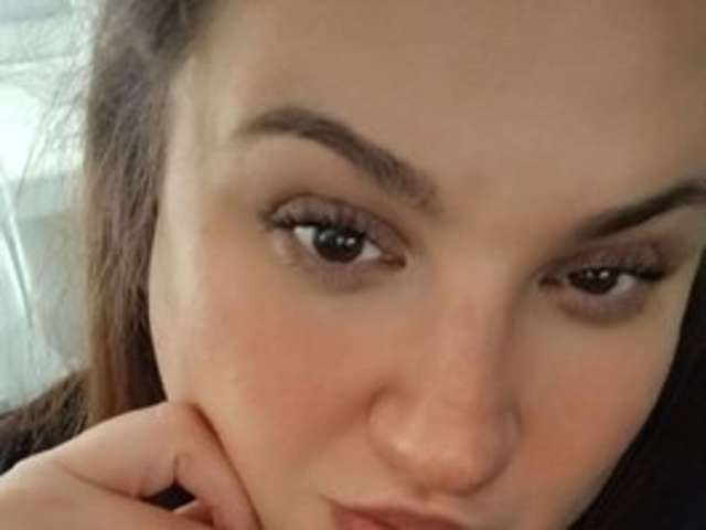 go to chat with Karolinka555