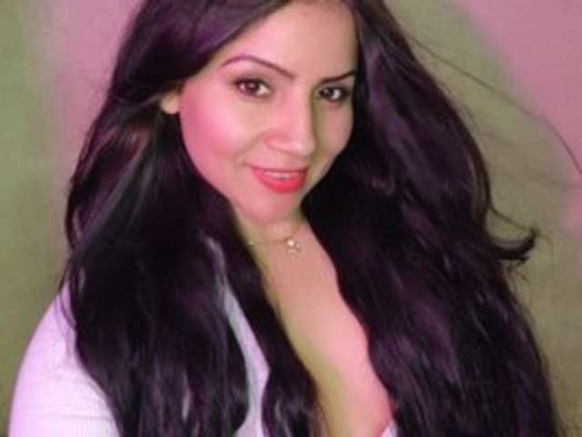 go to chat with Kataleyya