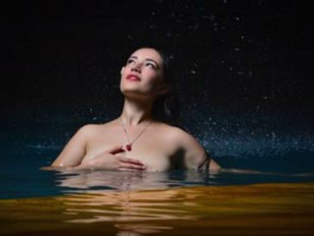 go to chat with KateAmaretto