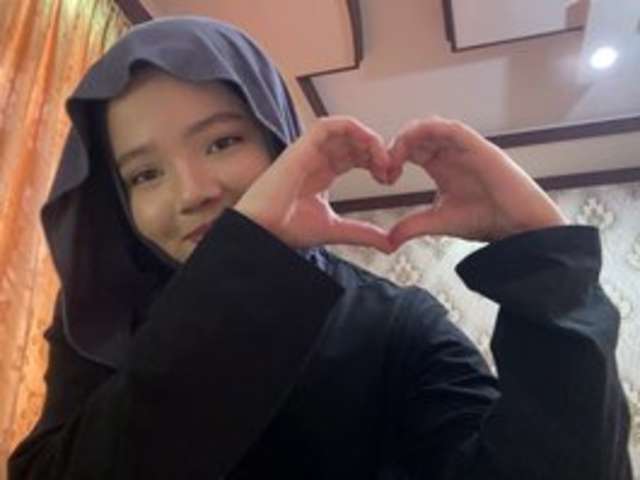 go to chat with Katexample