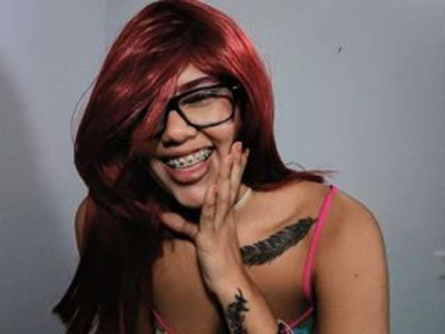 go to chat with Katiuska-Arts