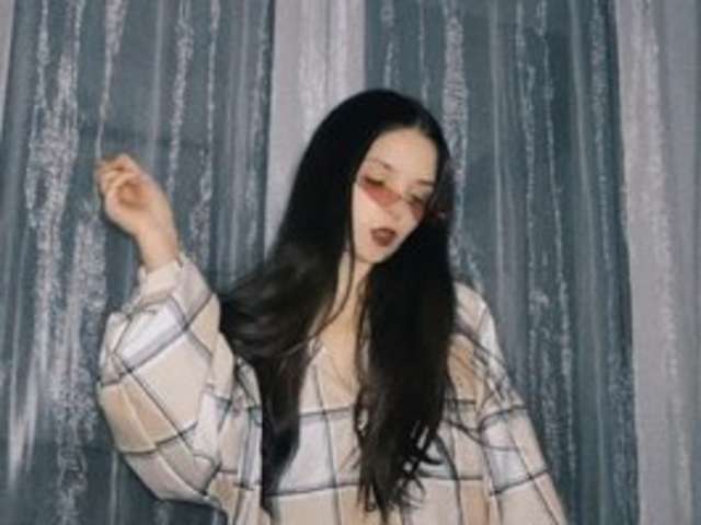 go to chat with Katrine007