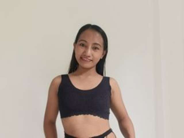 go to chat with Kayla26