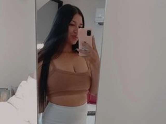 go to chat with KaylaVonn