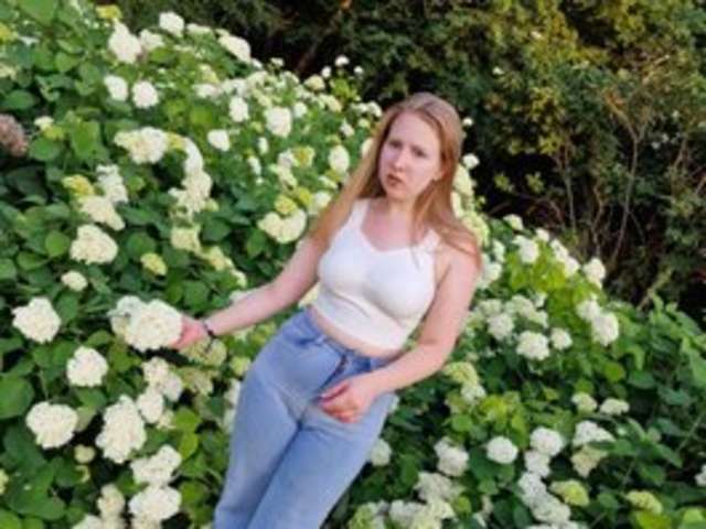 go to chat with KeeleyGorin