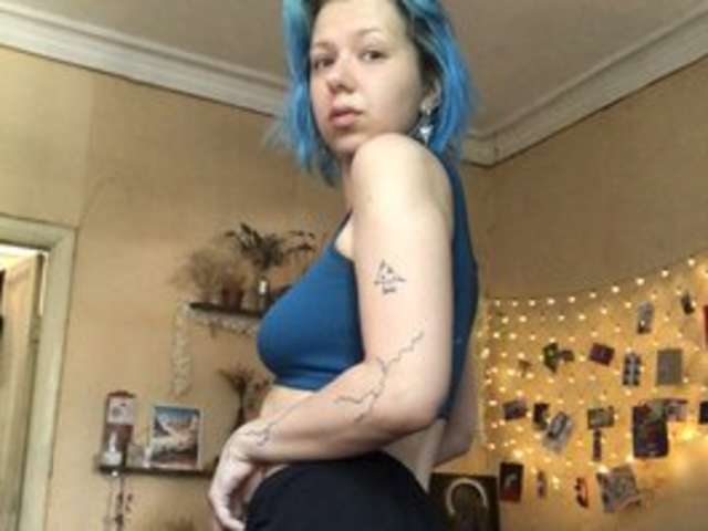 go to chat with KellyFeel
