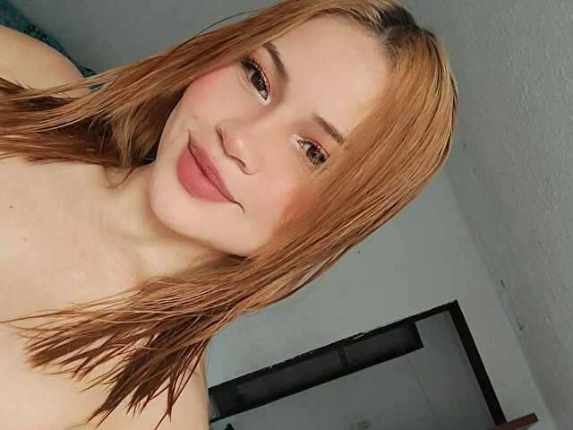 KENIABLONDIE amateur webcam photo