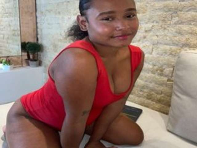 go to chat with KeylaNahir