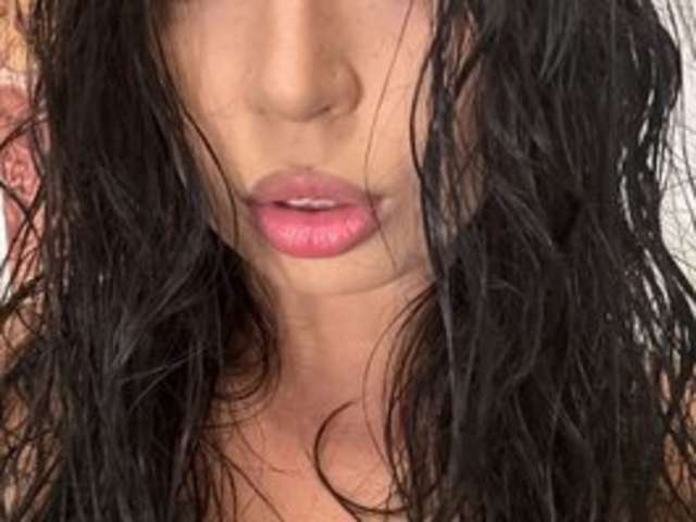go to chat with KimArts