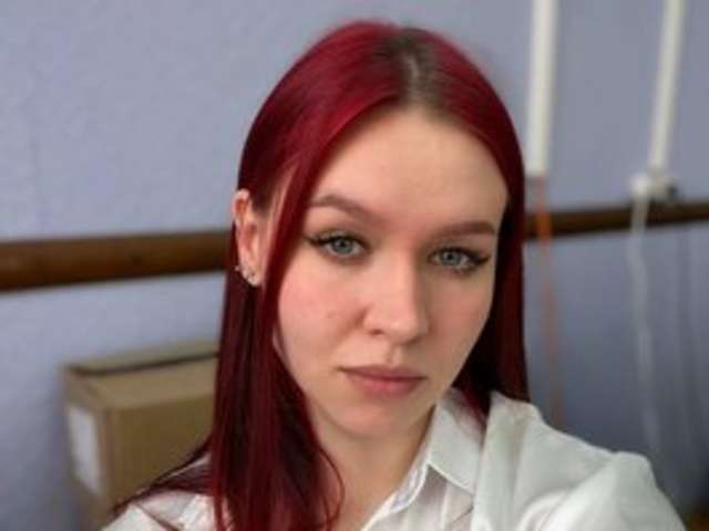 go to chat with Kind-luna