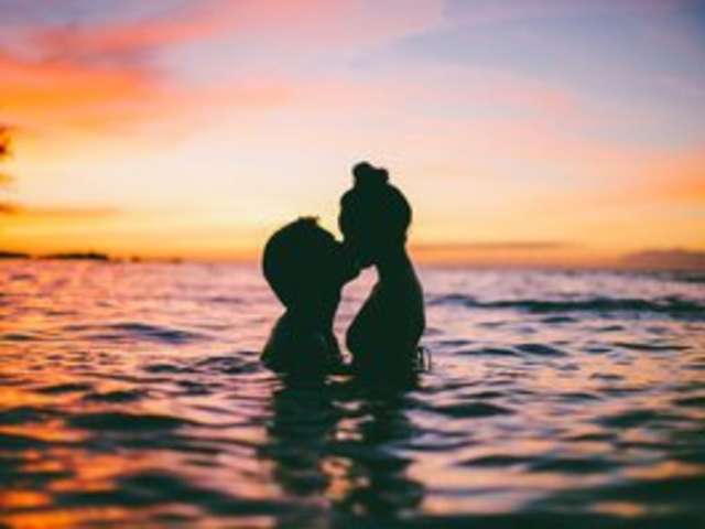 go to chat with KinkyCoupleHQ