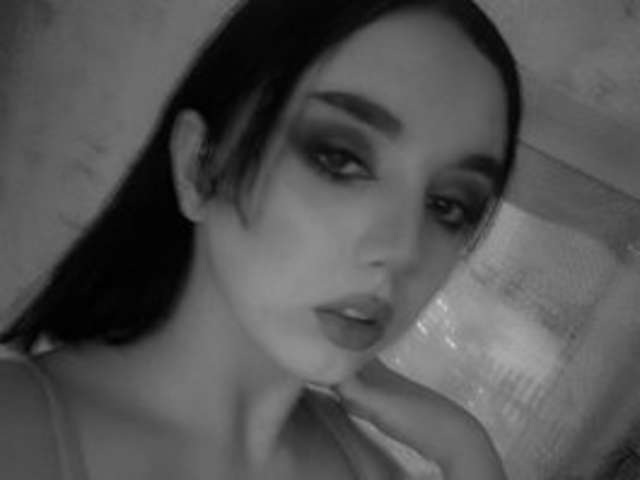 go to chat with KiraKelli