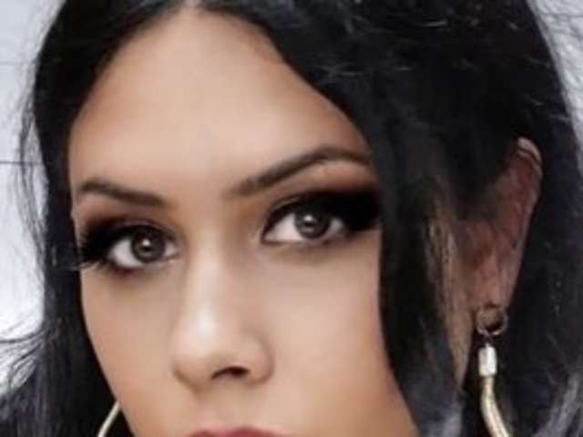 go to chat with Kirayork